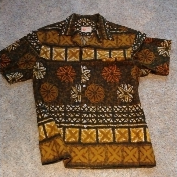 Vintage Hawaiian IOLANI MENS shirt by Liberty House size XL